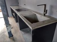 Кухня из бетона,  столешница бетонная с интегрированной мойкой лофт