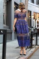 Сукня Self Portrait,  синій колір,  мереживо.  Знижка -50%!