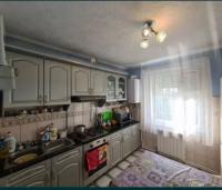 Продается 4-х комнатная квартира с ремонтом.  г.  Берегово Закарпатье