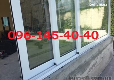 alyuminievye_razdvizhnye_dveri_na_terrasu_4045914
