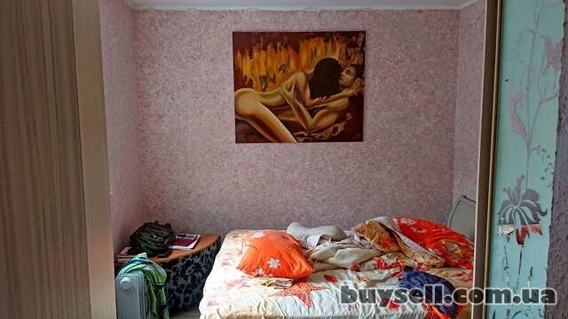 Полдома с кап.ремонтом и всеми коммуникациями на Поселке.