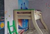 Полдома с кап.ремонтом и всеми коммуникациями на Поселке.