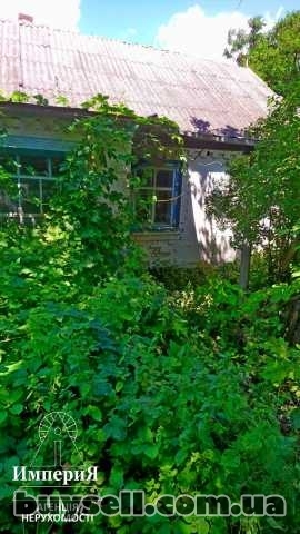 Продам дом по цене участка в селе Коржевка.66 соток.