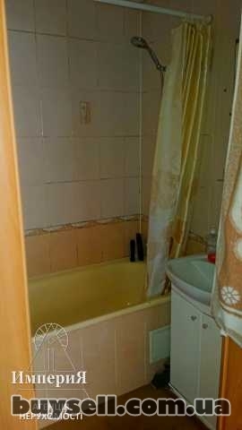 Продам однокомнатную с хорошим косметическим ремонтом.