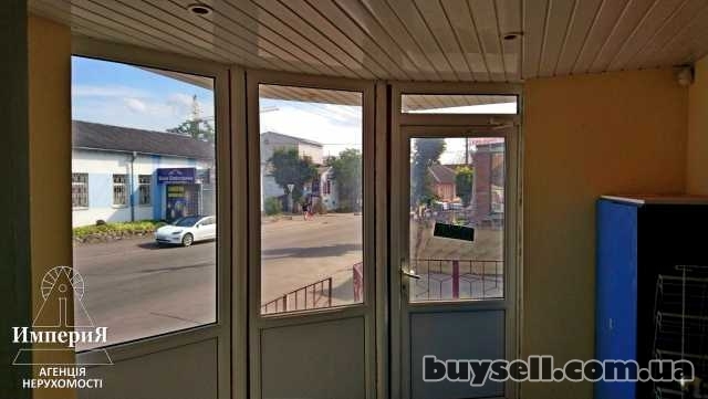 Продам помещение 130 кв.м. по фасаду Героев Небесной Сотни.