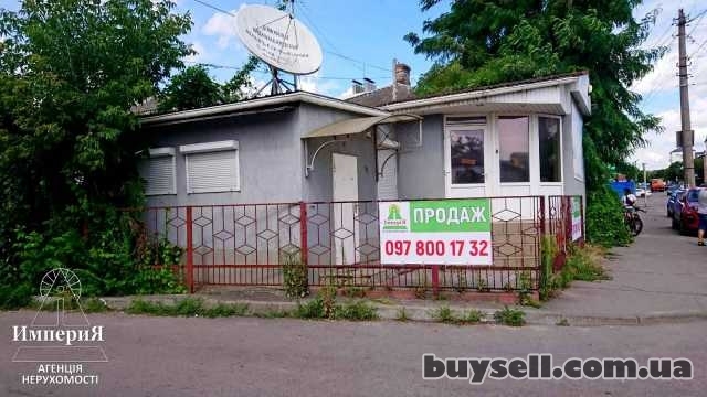 Продам помещение 130 кв.м. по фасаду Героев Небесной Сотни.