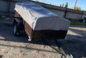 Новий автомобільний причіп 210х130х43 баклеітовий