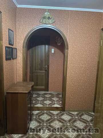 Продам 3 к.  кв.  з меблями і технікою м.  Богодухів