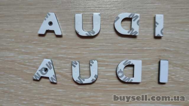 Металлические буквы на авто AUDI Ауди