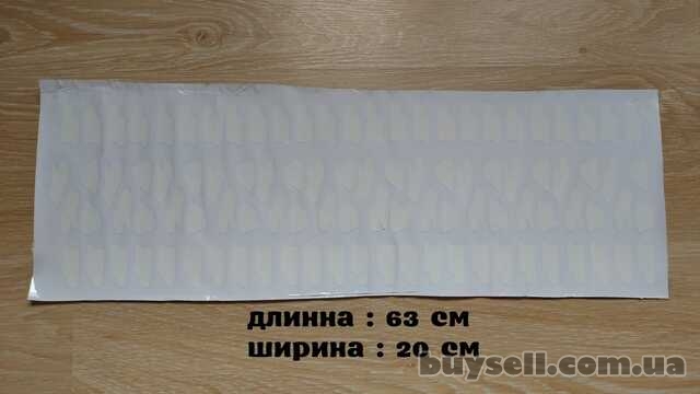 Наклейка на авто протектор шины на капот Белая