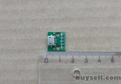 borispol-razem_micro_USB_na_plate_4058737