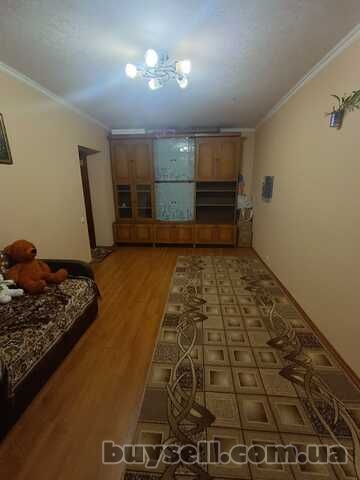 Продам чудову укомплектовану 2к кв-ру в цегляному будинку.