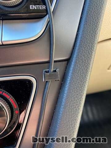 Держатели чёрные для проводов на панели авто 25 штук