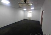 Невеличкий офіс в центрі міста,  тільки після ремонту.