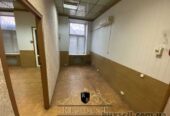 Оренда офісів ( 3 різних кабінета)   Низ Пр Поля (навпроти АТБ)