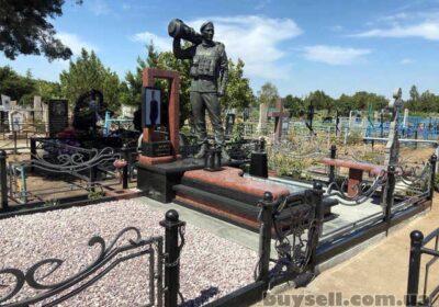 dnepropetrovsk-pamyatniy_kompleks_na_mogili_zagiblogo_soldata_na_zamovlennya__4056379