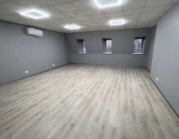 dnepropetrovsk-persha_orenda_pislya_remontu_zdam_ofisi_v_centri_mista__barikadna__4044420