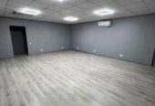 Перша оренда після ремонту Здам офіси в центрі міста.  Барикадна.