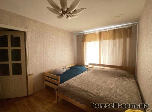 Продам 2-к квартиру 54 м2 на Косиора.  Кирпичная высотка,  средний эта