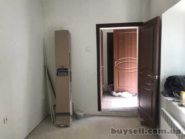 Продам 2 ком.  кв.  ул. Степана Бандеры.