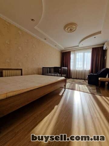 Продам 3-к квартиру (76м2)  на ул.  Дарницкая,  пр.  Слобожанский