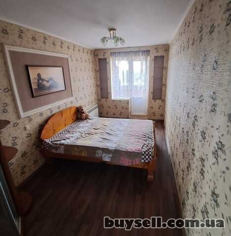 Продам 3-к квартиру с ремонтом на Клочко,  ул.  Янтарная 79,  район АТ