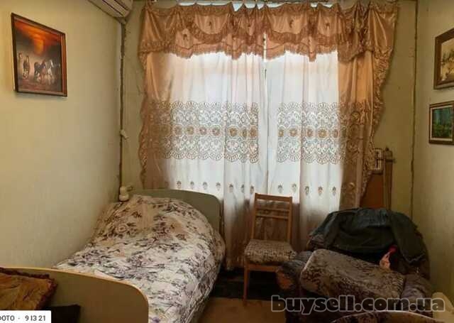 Продам.  2-к. кв.  2/5,  ул. Михаила Грушевского