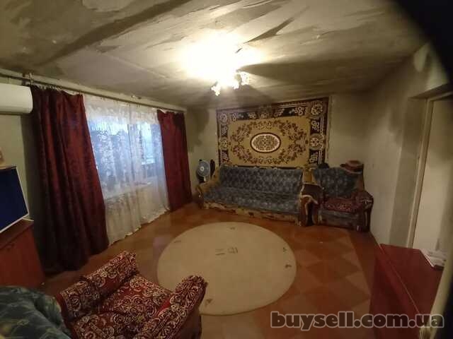 Продам.  3-к. кв.  1/5,  Березановка,  ул. Передовая