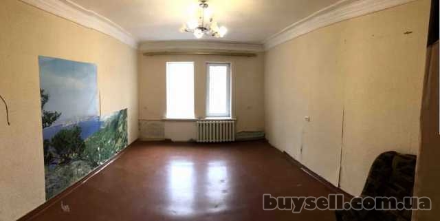 Продам.  3-к. кв.  2/2,  ул. Караваева угол ул. Авиационная.