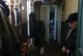 Продам.  3-к. кв.  3/3,  переулок Васильевский