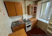 Продам.  3-к. кв.  3/9,  центр,  ул. Михаила Грушевского