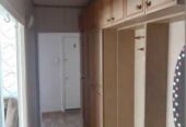 Продам.  3-к. кв.  8/9,  ж/м Левобережный-1,  ул. Березинская.