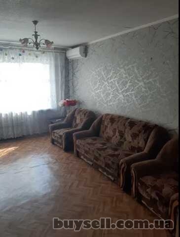 Продам.  3-к. кв.  8/9,  ж/м Левобережный-1,  ул. Березинская.
