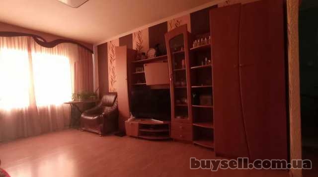 Продам.  3-к. кв.  9/9,  ж/м Победа-4,  пр. Героев