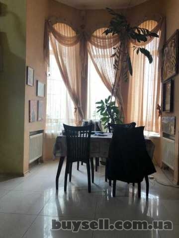 Продам.  Дом 280 м. кв. ,  5. 5 соток,  район Гагарина,  ул. Аэродромн