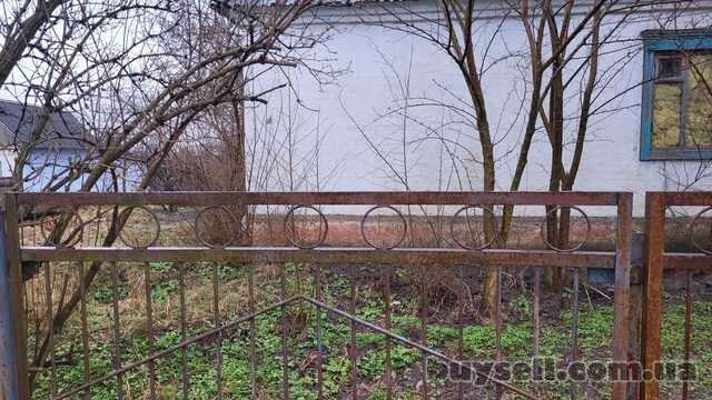 Продам.  Дом 65 м. кв.  10 сот.  Березановка,  ул. Житомирская