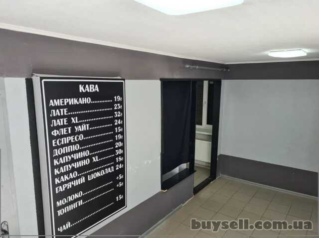 Продам.  Магазин 43 м. кв.  1/5,  12-й квартал