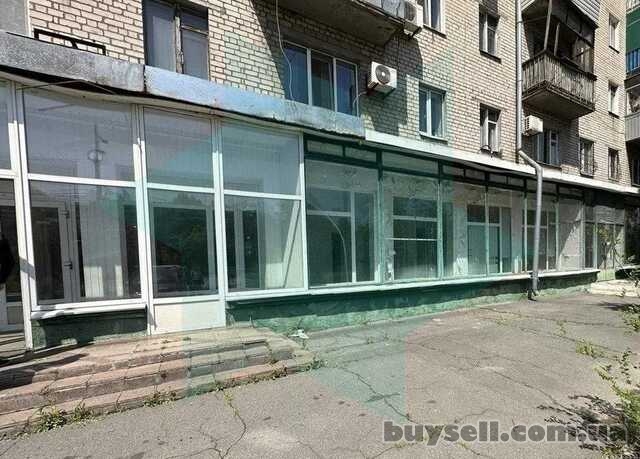 Продам.  Помещение под магазин 687 м. кв.  пр. Слобожанский