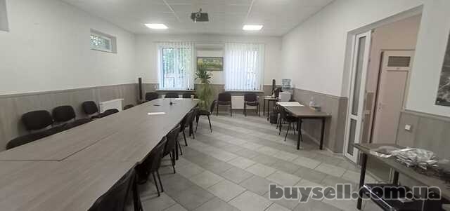 Продам.  Производственно-складскую базу 2000 м. кв. ,  60 соток