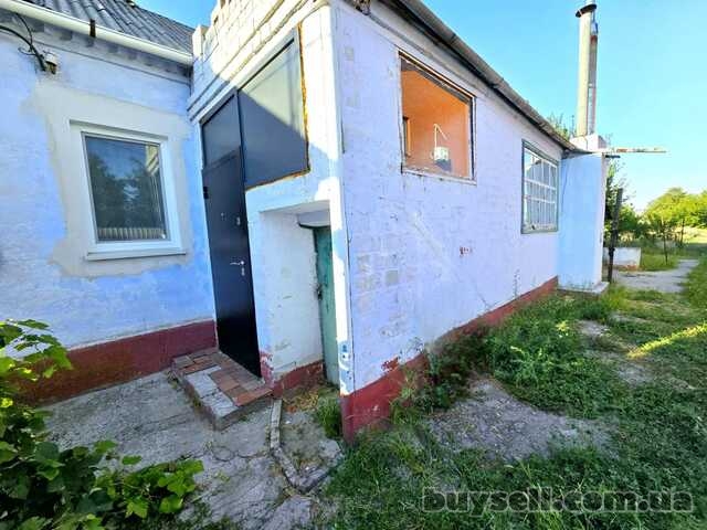 Продам дом и землю р-н ул. Передовая и Донецкое шоссе