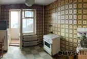 Продам теплую просторную 1 комнатную квартиру на Парусе