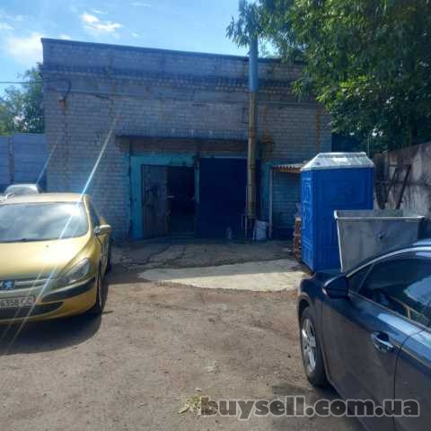Продам в центре СТО или под производство,  склад,  652м2.
