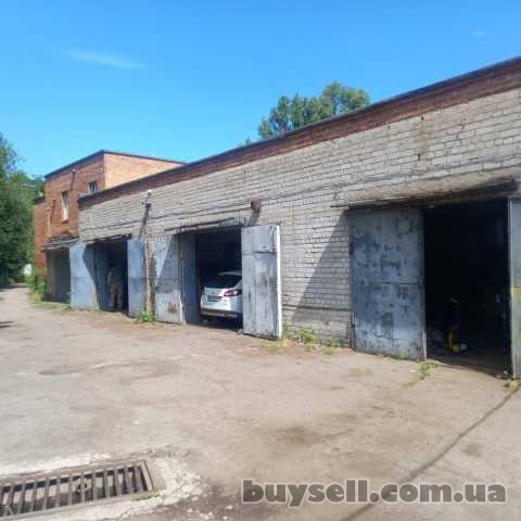 Продам в центре СТО или под производство,  склад,  652м2.