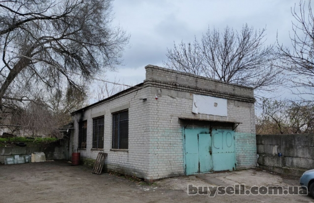 Продам в центре СТО или под производство,  склад,  652м2.