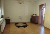 Сдам.  Дом 350 м. кв.  4 сотки.  Березановка,  ул. Петриковская.