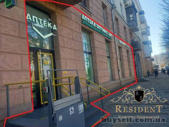 Здам магазин в Центрі.   Яворницького,  червона лінія,  Окремий вхід