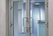 Двери для жилых, офисных и административных зданий