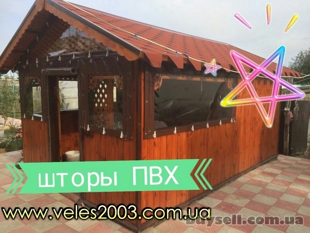 Гибкие окна для веранды из деревянного бруса
