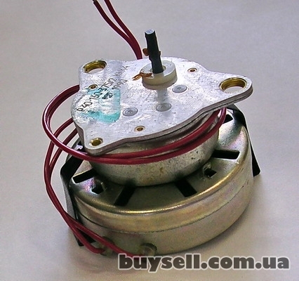 Куплю двигатель ДСМ-60-П-220 УХЛ 4. 2,  ДСМ60-П-220,  ДСМ60-Л-220