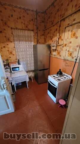 Продам 2 к.  кв.  ул.  Москалёвская,  ост.  Ул.  Валерьяновская